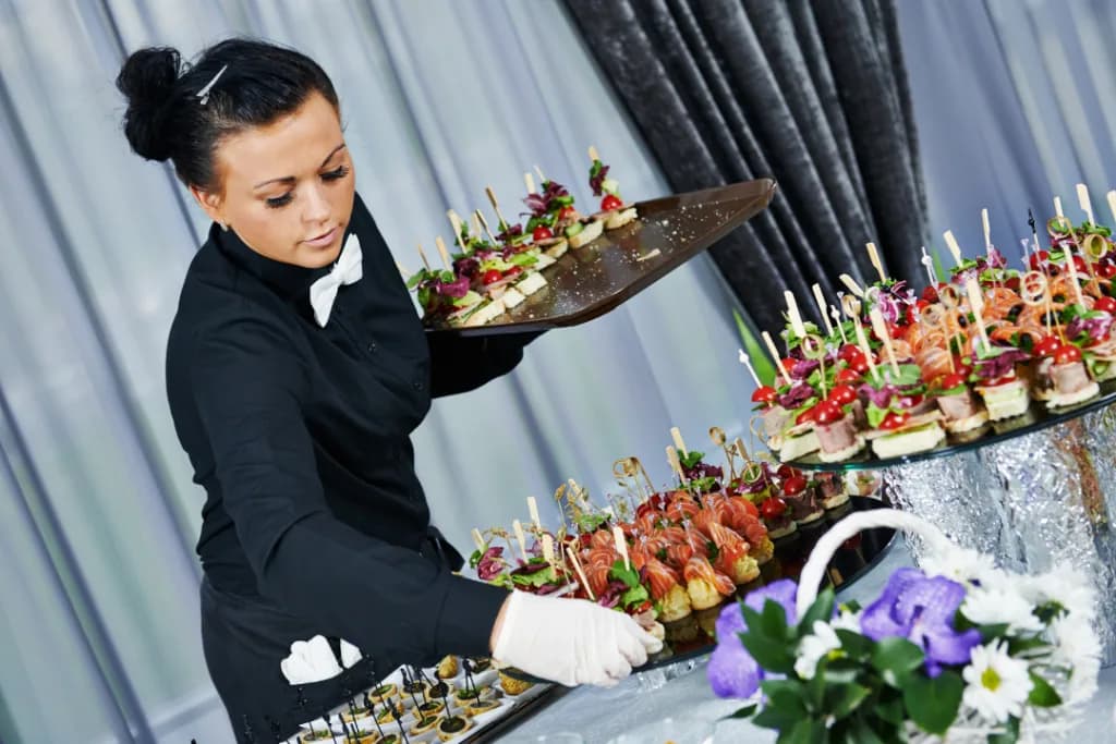 Frisch zubereitetes Catering-Gericht von Munich Catering